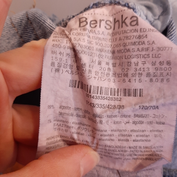 Bershka Denim Straight Cropped Jeans Frayed Raw Hem Medium Wash Size 6 - Picture 11 of 12